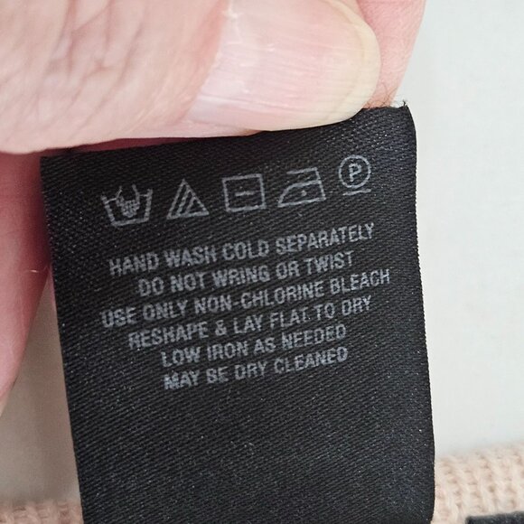 Anthropologie Akemi + Kin Frenchie Fringed Poncho Sweater Pink Sz Medium - Picture 9 of 12